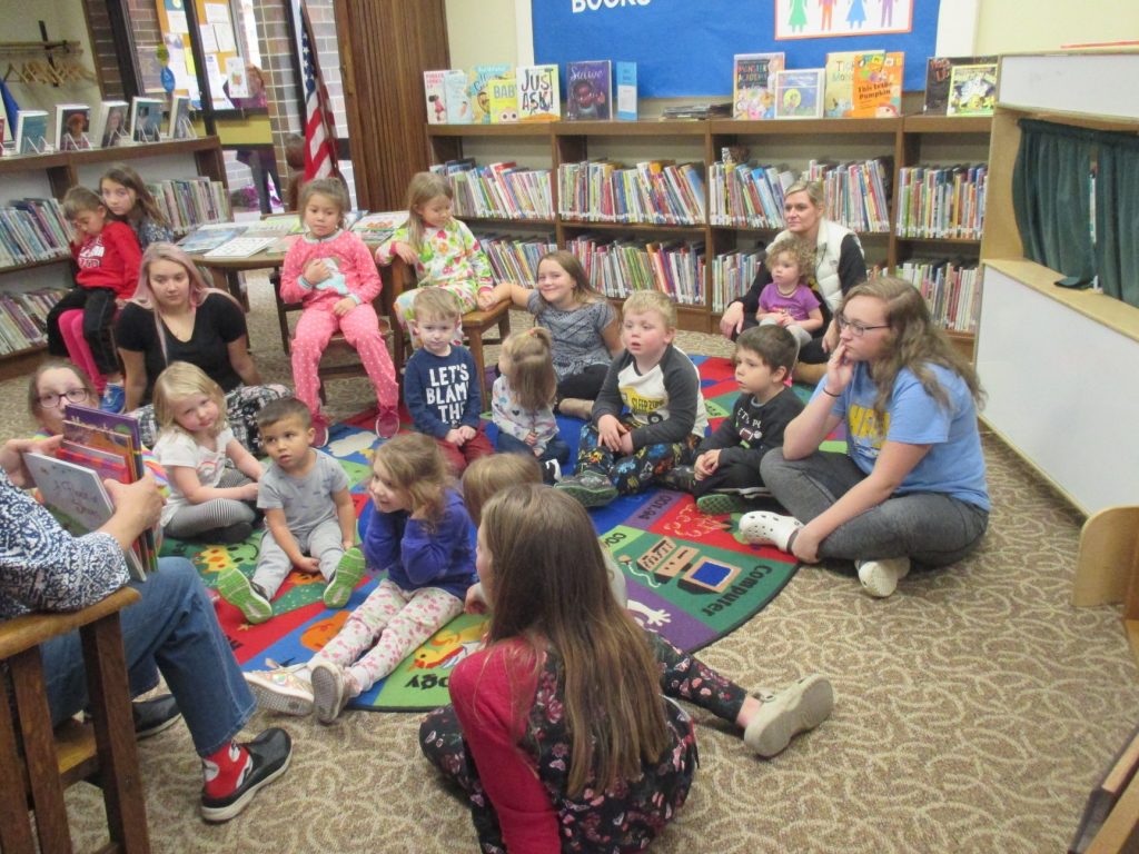 Story time at Laurens Public Library
